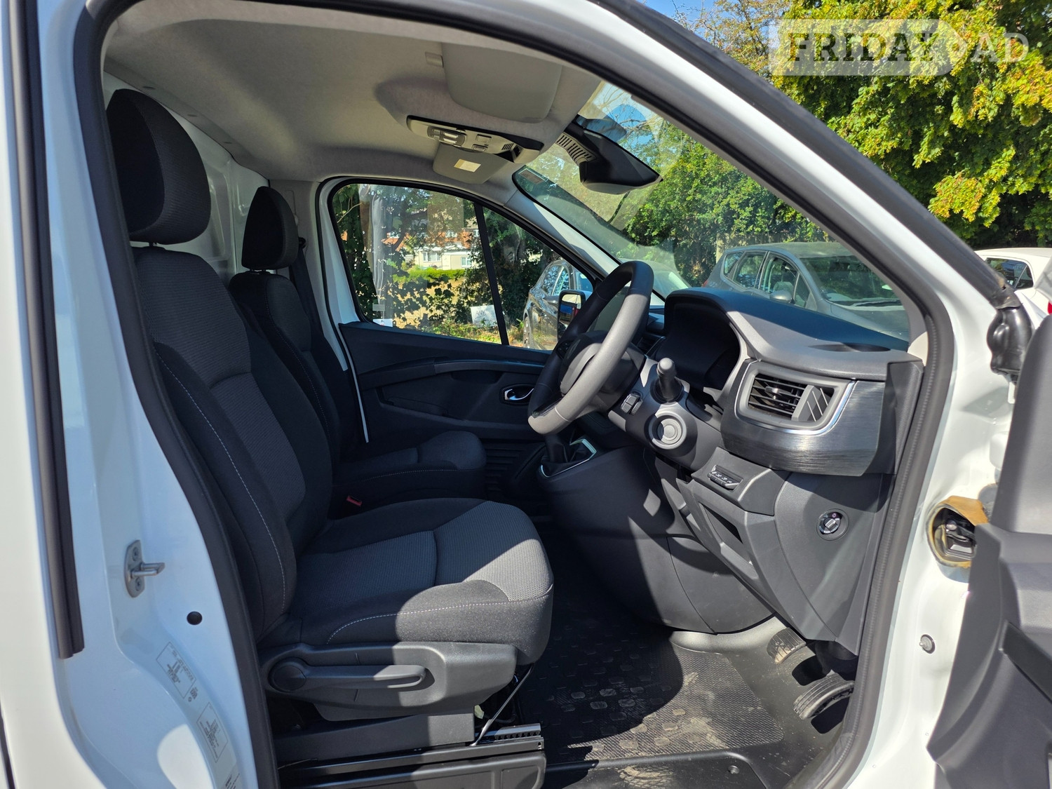Renault Trafic 2025 - Vans & Commercial Vehicles in Waterlooville