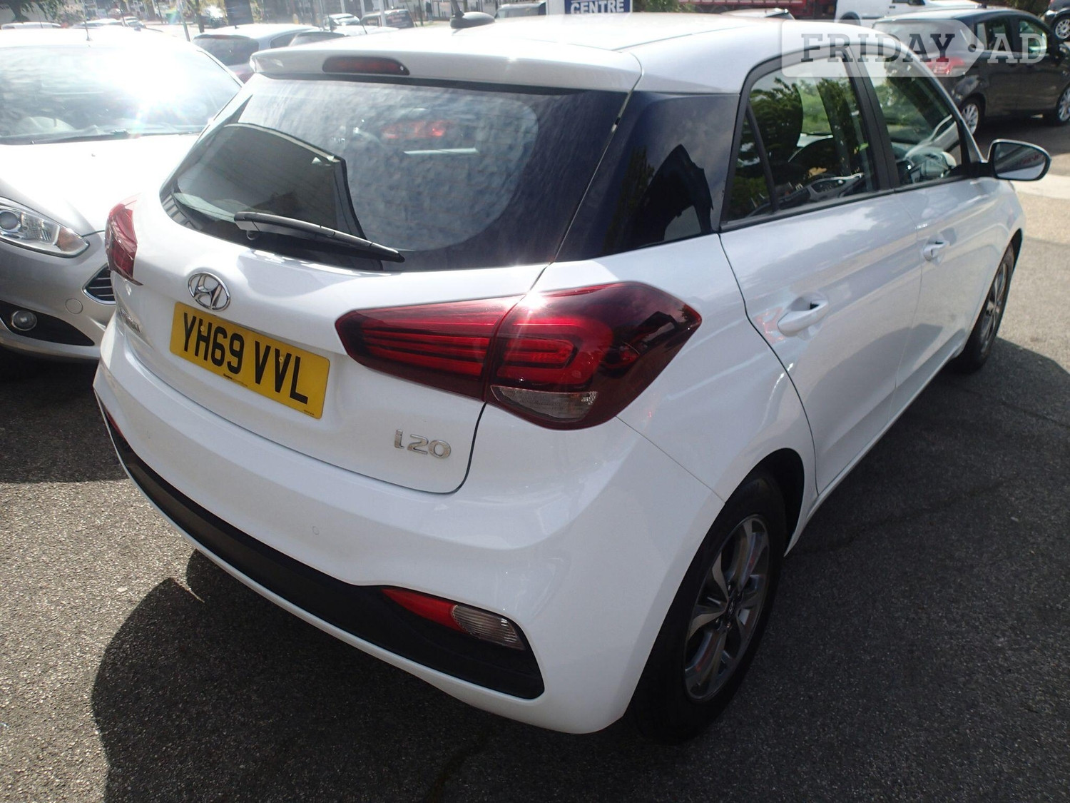 [ berth ]Hyundai i20