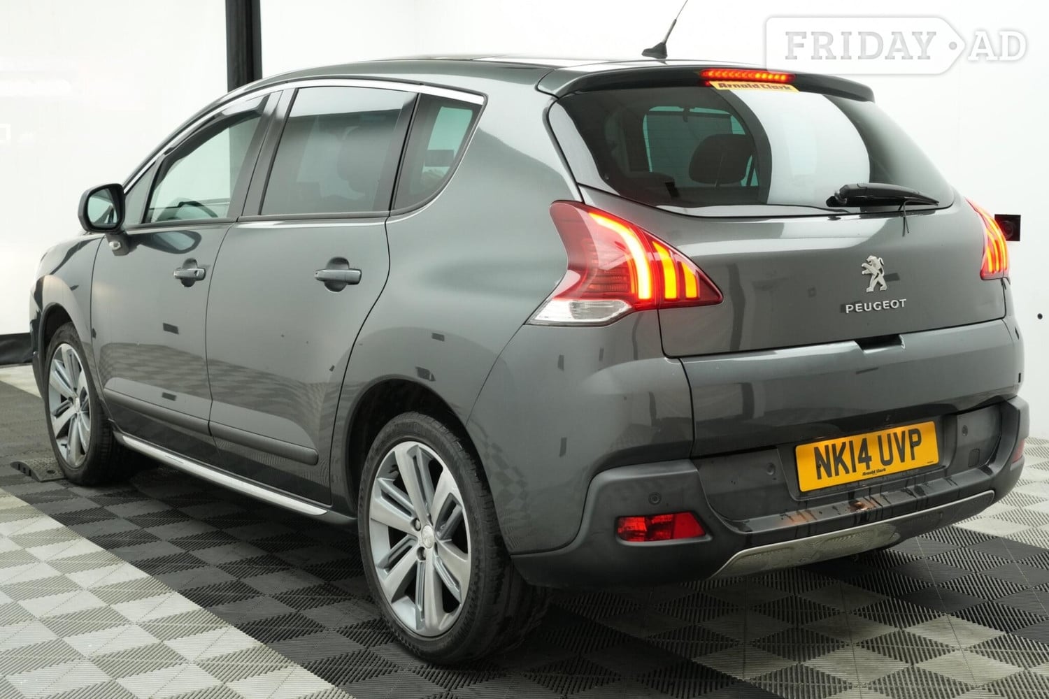 2014 Peugeot 3008 1.6 HDi Allure Euro 5 5dr - Cars in Lewes