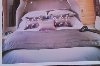 New unused bedding set for island bed