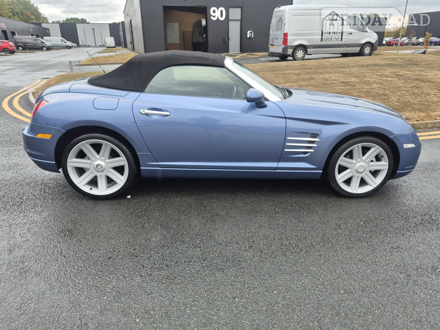 [ berth ]Chrysler Crossfire