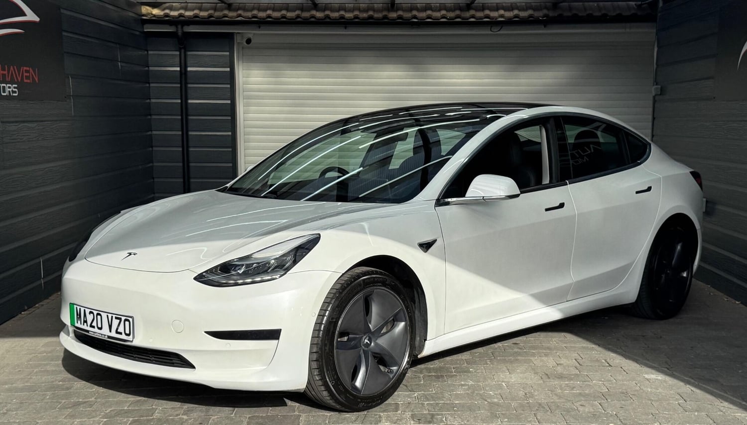 Tesla Model 3 2020 - Cars in High Wycombe