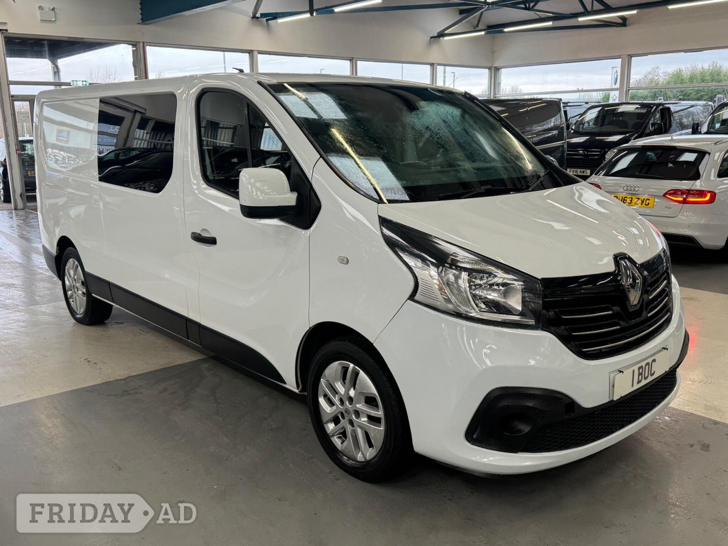 Renault Trafic 2015 in Bolton