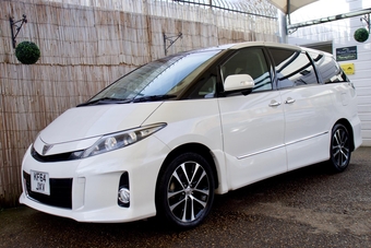 Toyota Estima 2014