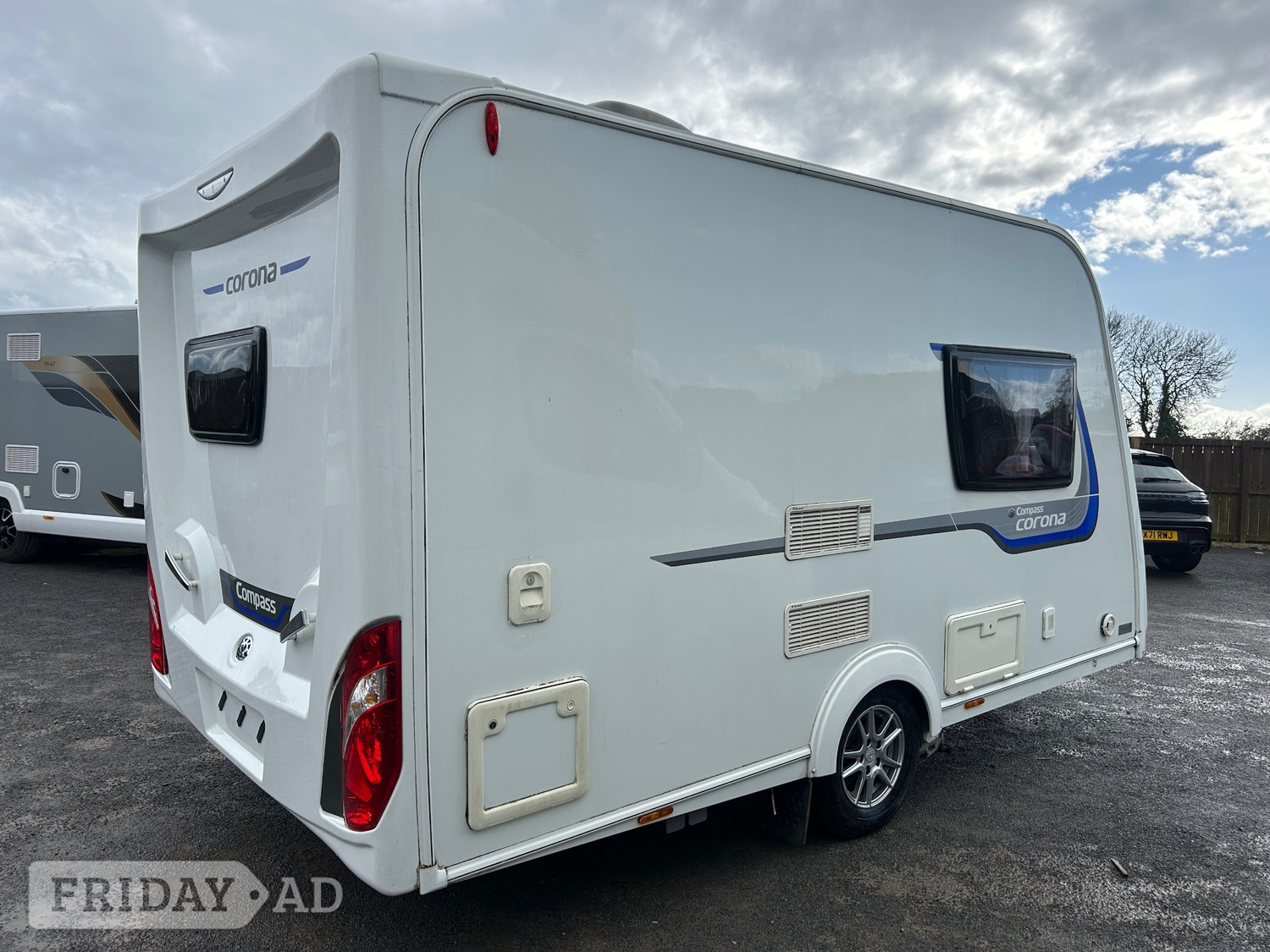 [ berth ]Compass Corona 382