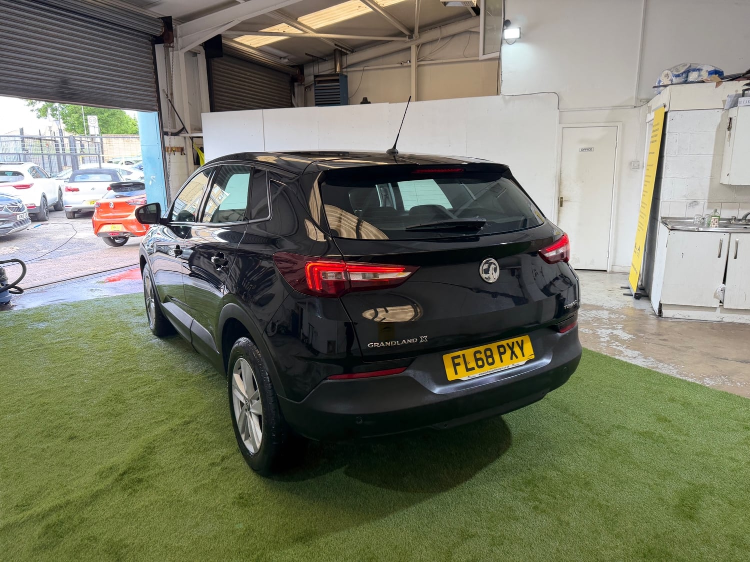 Vauxhall Grandland X 2018 - Cars in Dewsbury