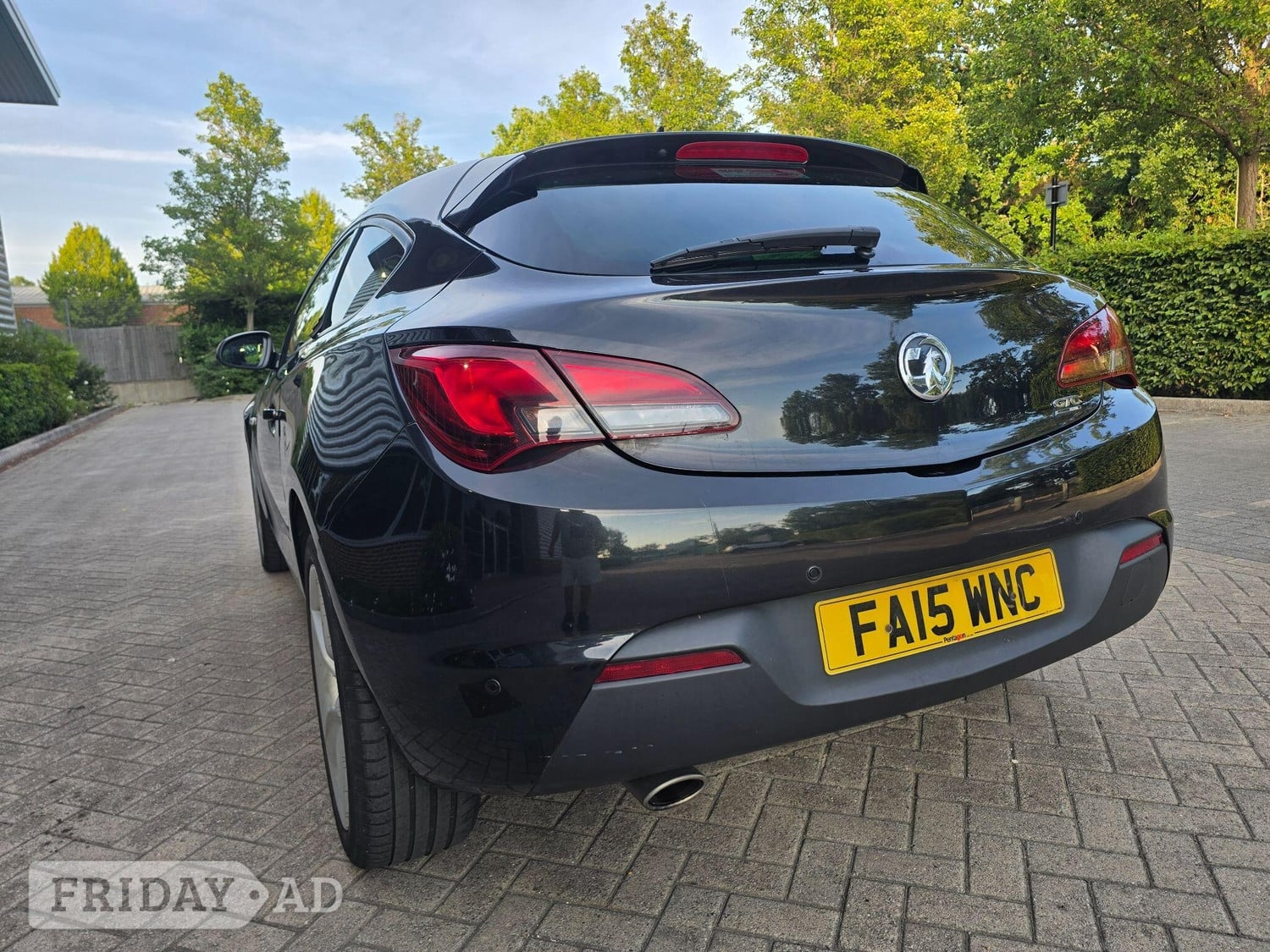 Vauxhall Astra 2015 in Camberley
