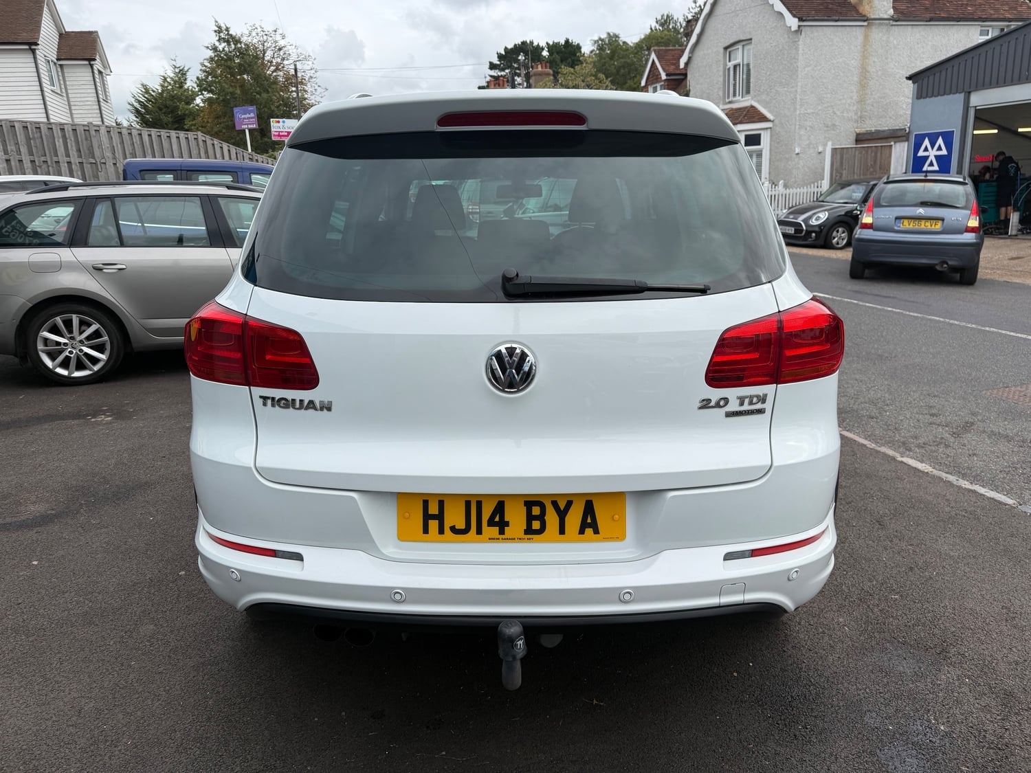 Volkswagen Tiguan 2014 - Cars
