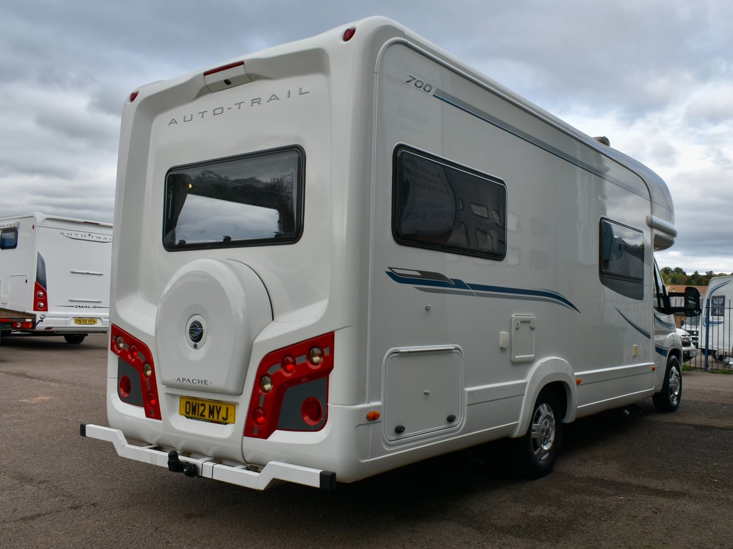 Auto-Trail Apache 700 2012 - Motorhomes & Caravans