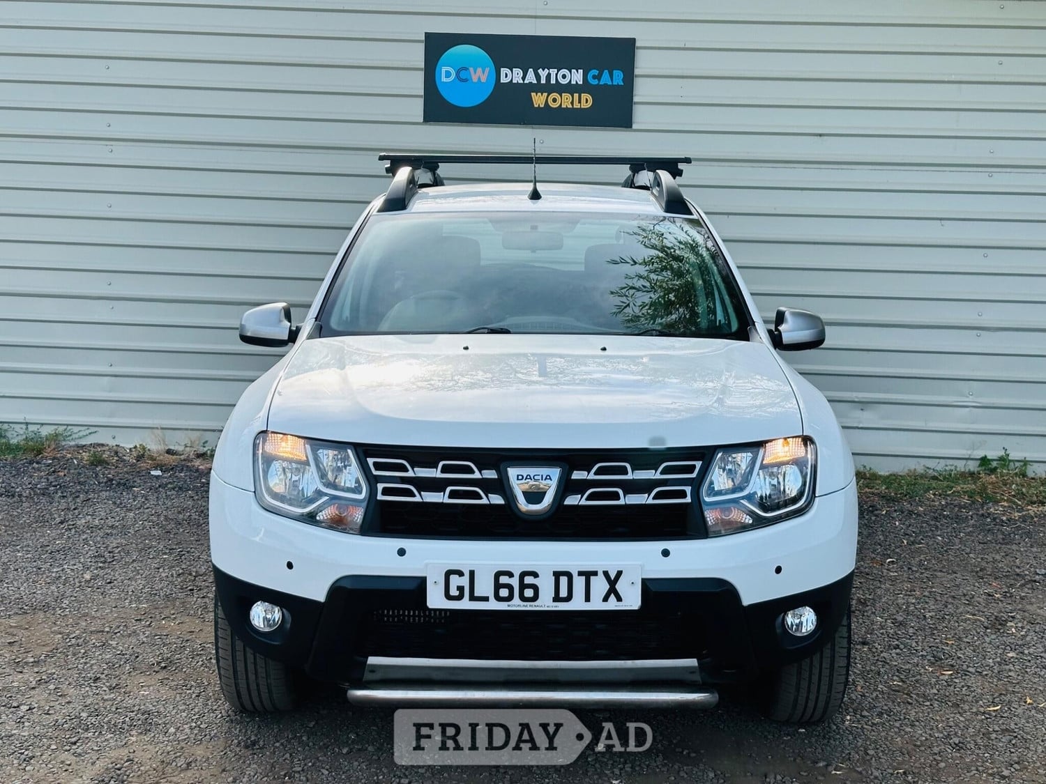 [ berth ]Dacia Duster