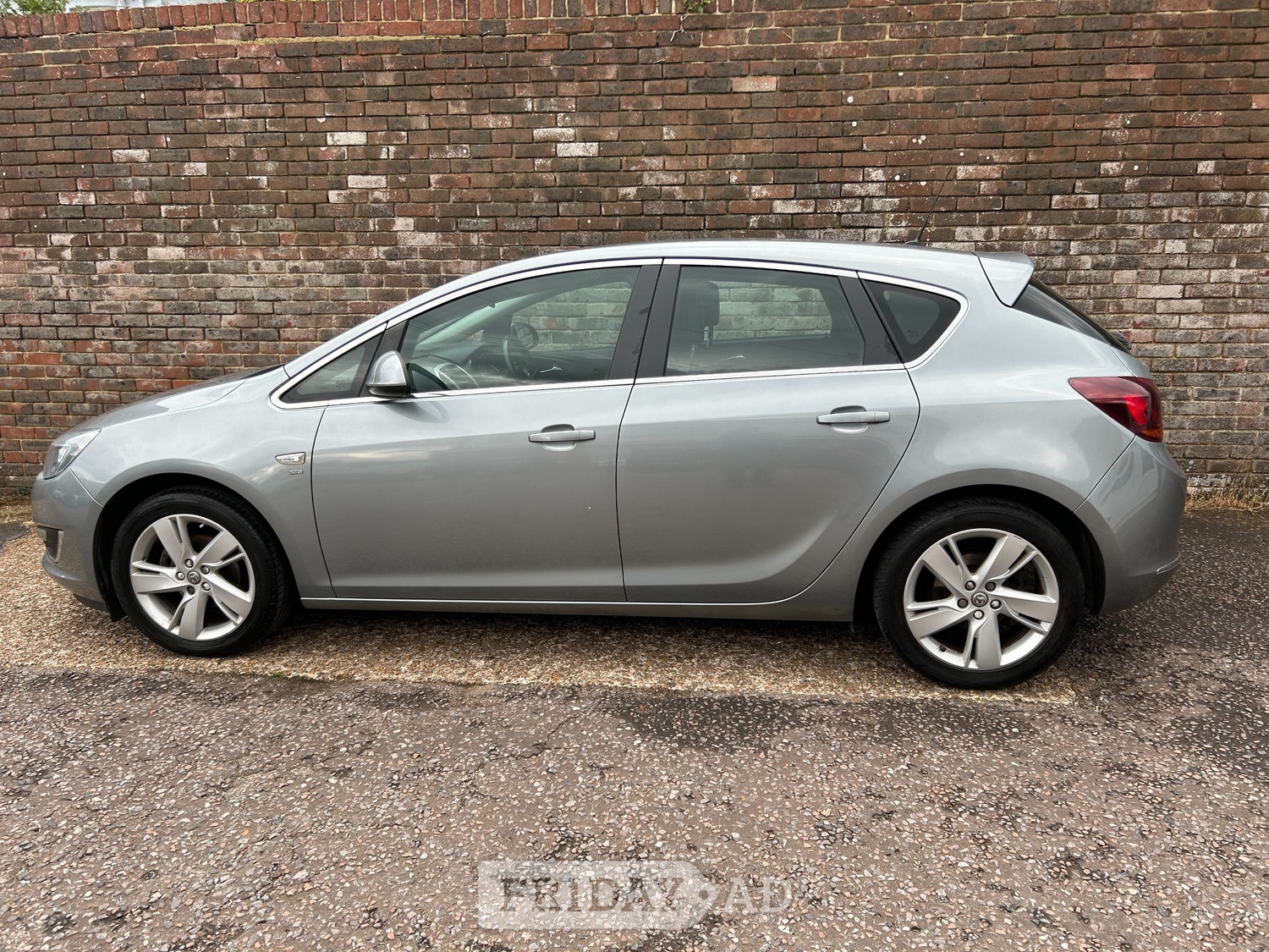 [ berth ]Vauxhall Astra