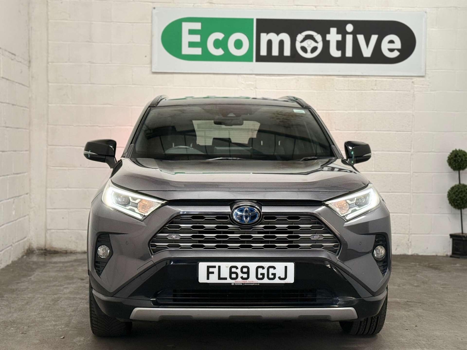Toyota RAV4 2019 - Cars