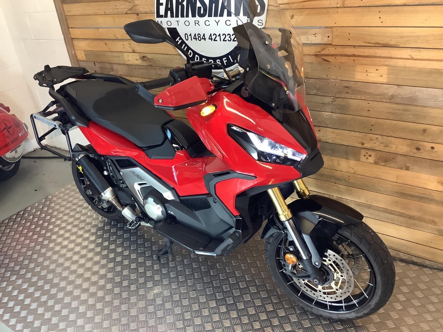 Honda X-ADV 2021 - Motorbikes, Scooters & Quads
