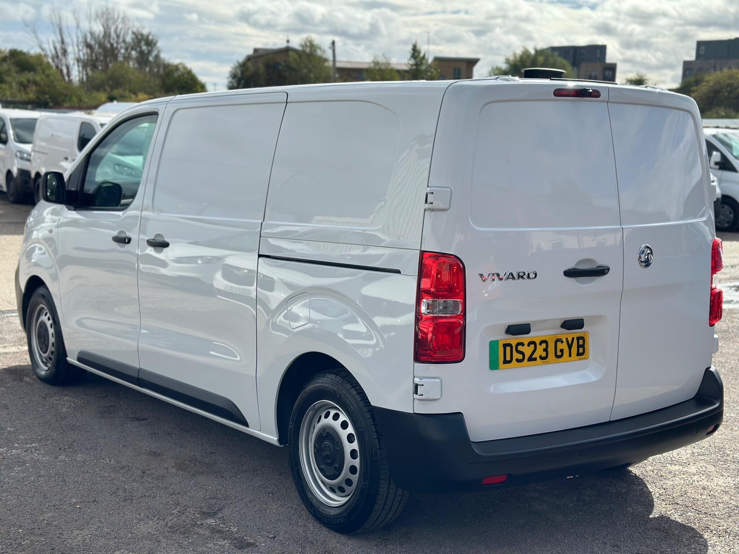 Vauxhall Vivaro 2023 - Vans & Commercial Vehicles