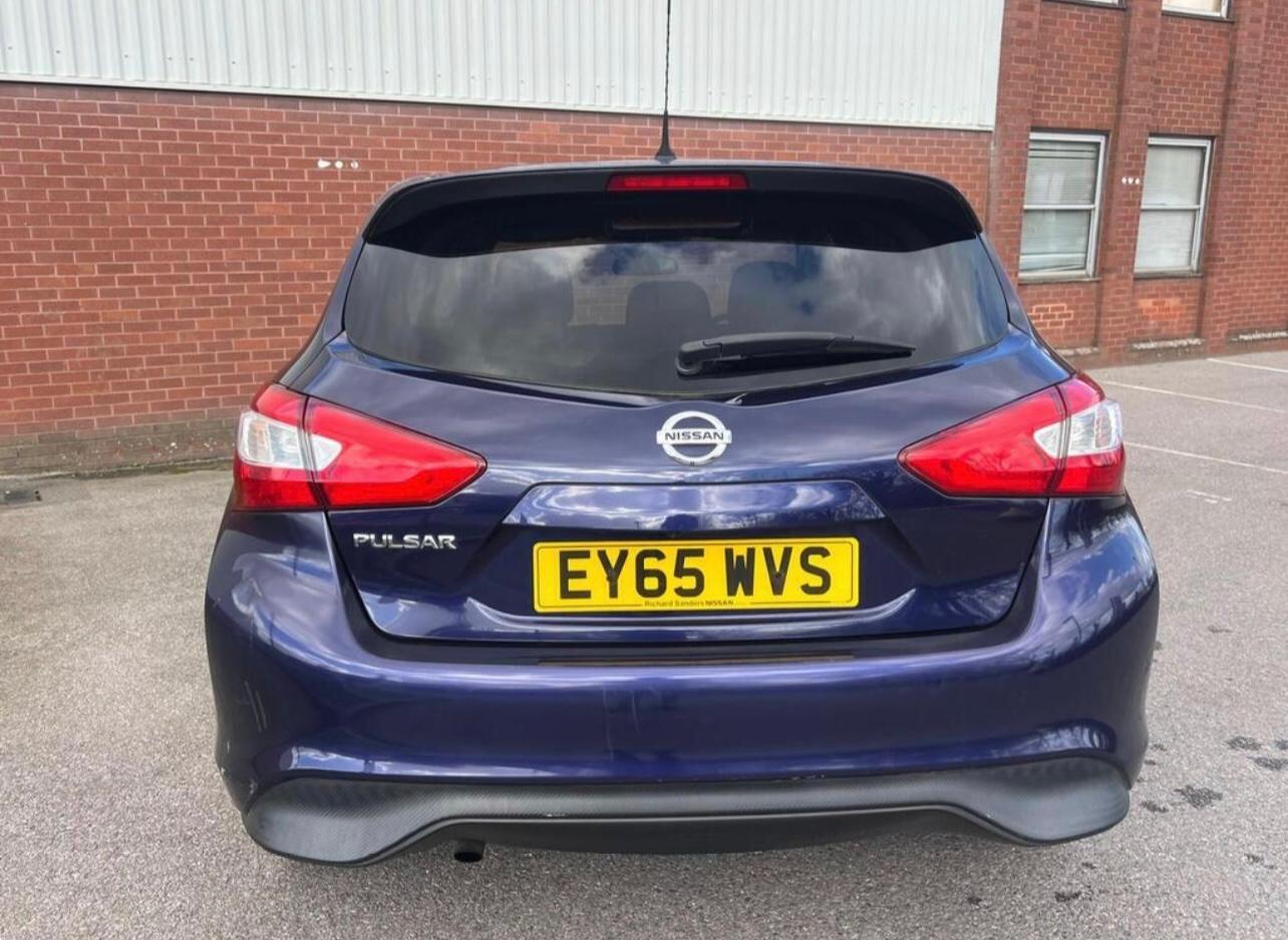 Nissan Pulsar 2015 - Cars in Hounslow