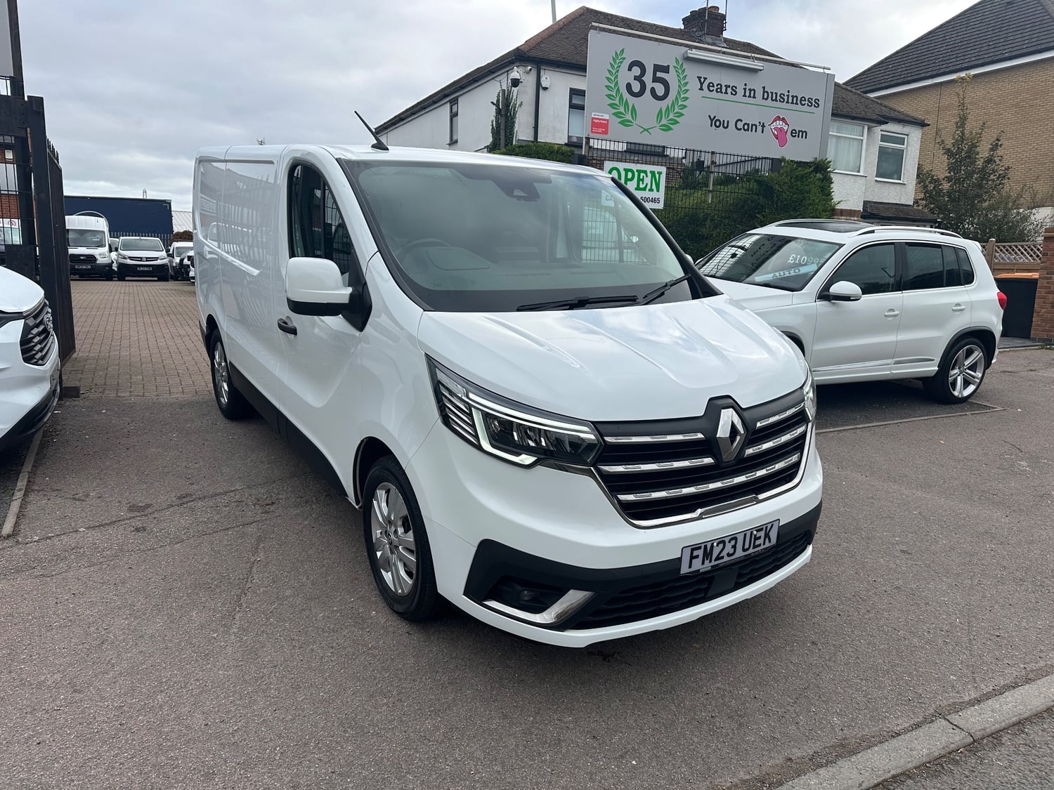 Renault Trafic Dunstable