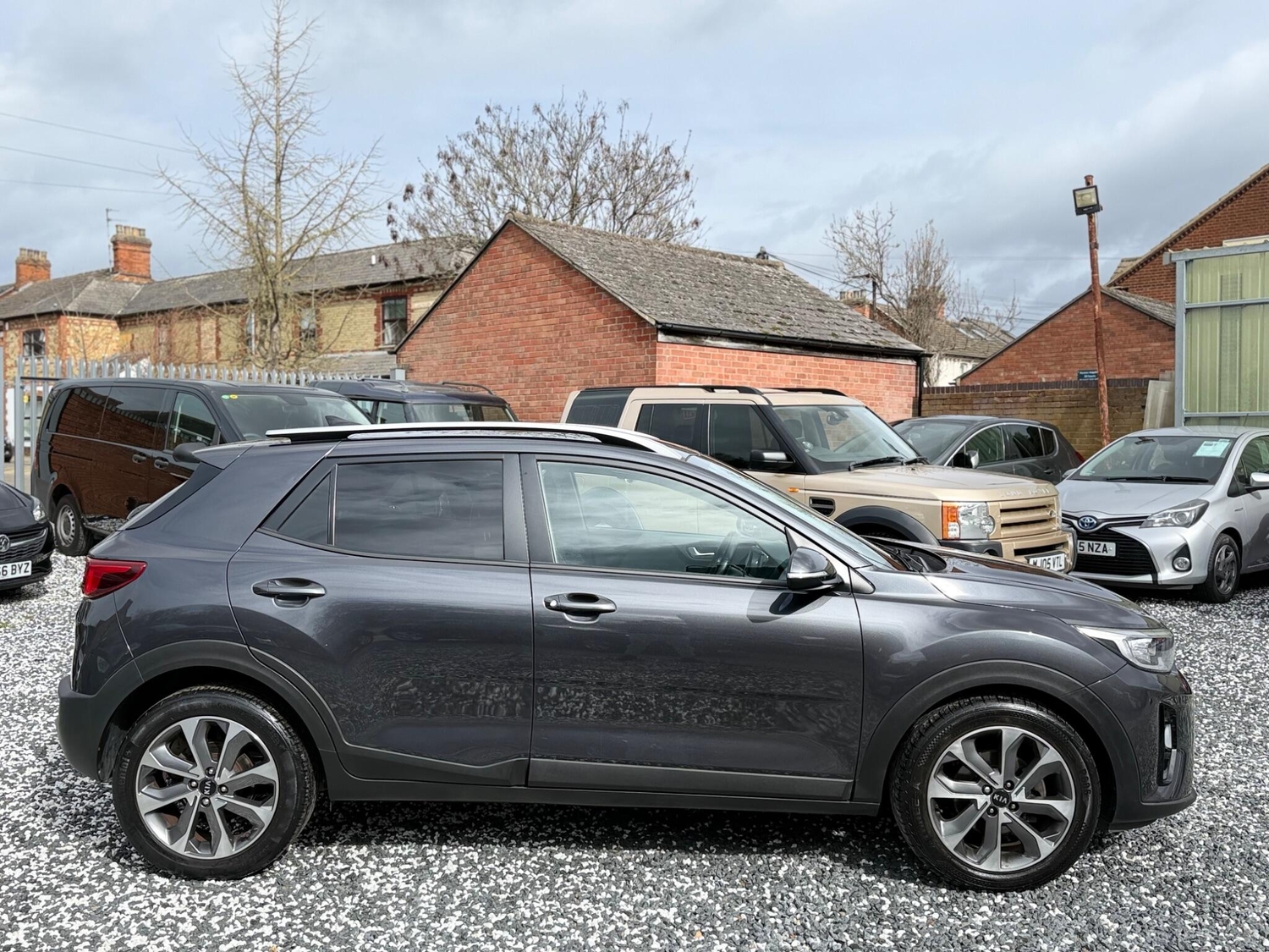 Kia Stonic 2019 - Cars