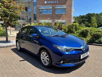 Toyota Auris 2015