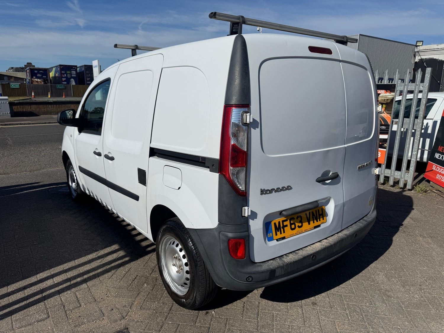 [ berth ]Renault Kangoo