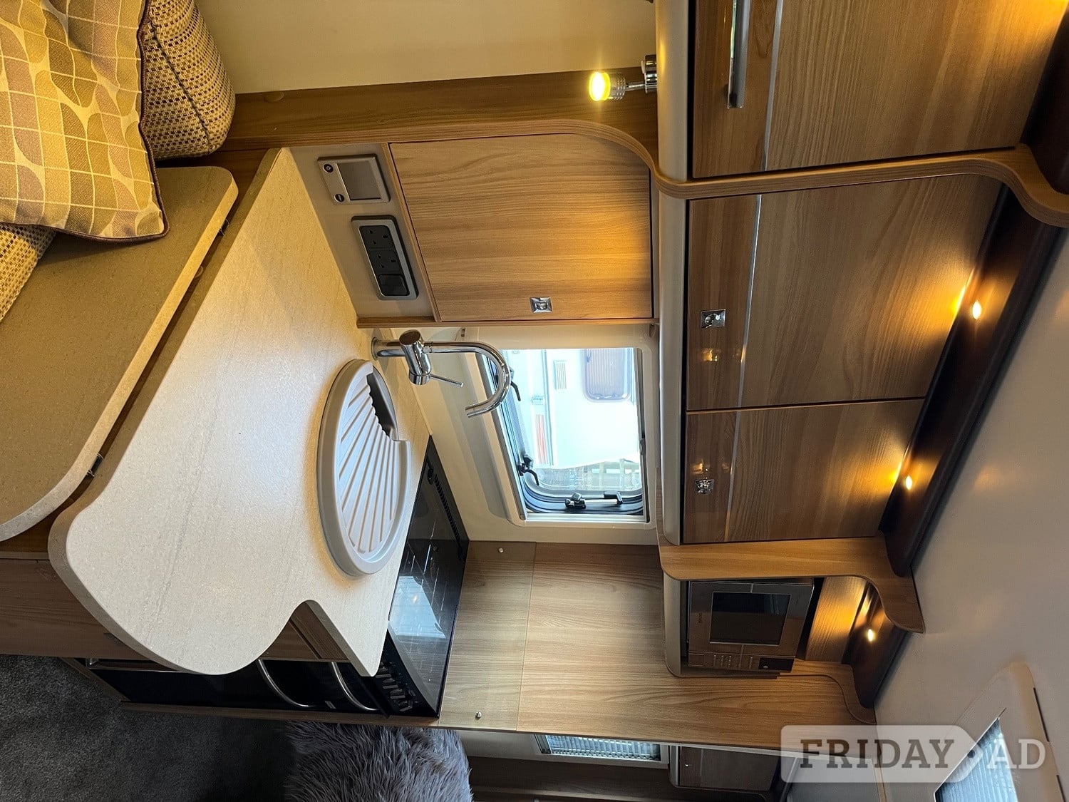 Bailey Unicorn Vigo 2016 - Motorhomes & Caravans