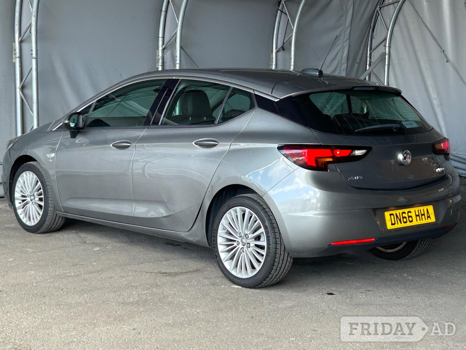 Vauxhall Astra 2016 - Cars