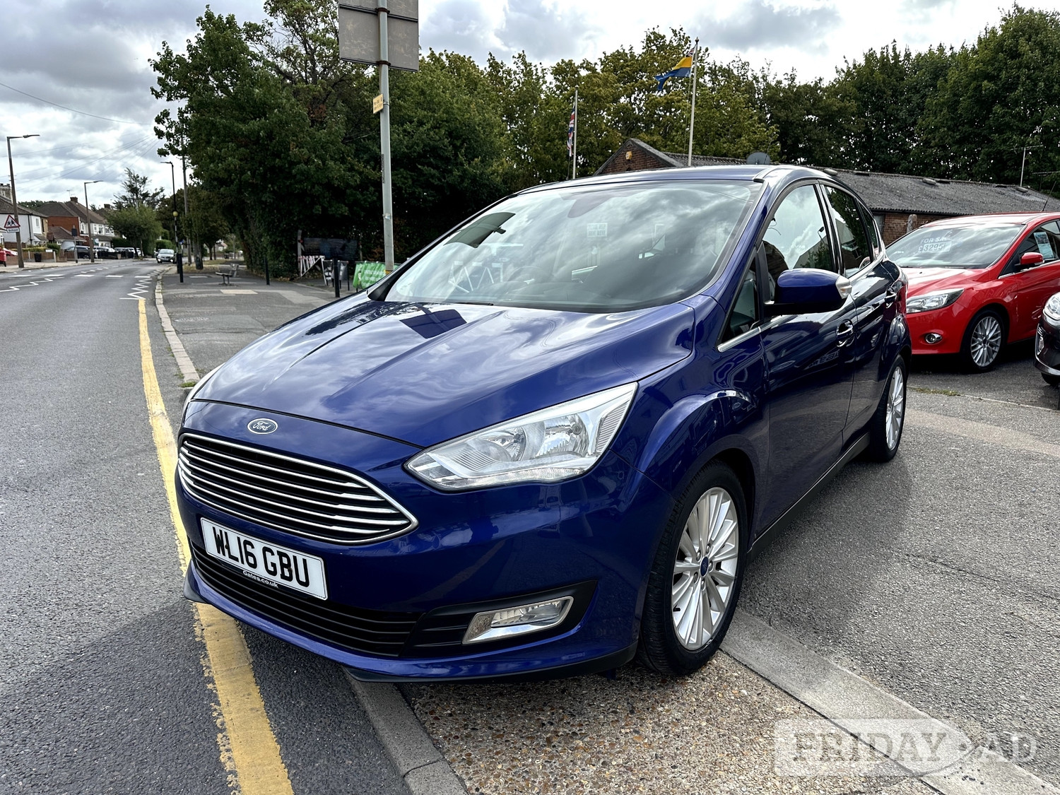 [ berth ]Ford C-MAX