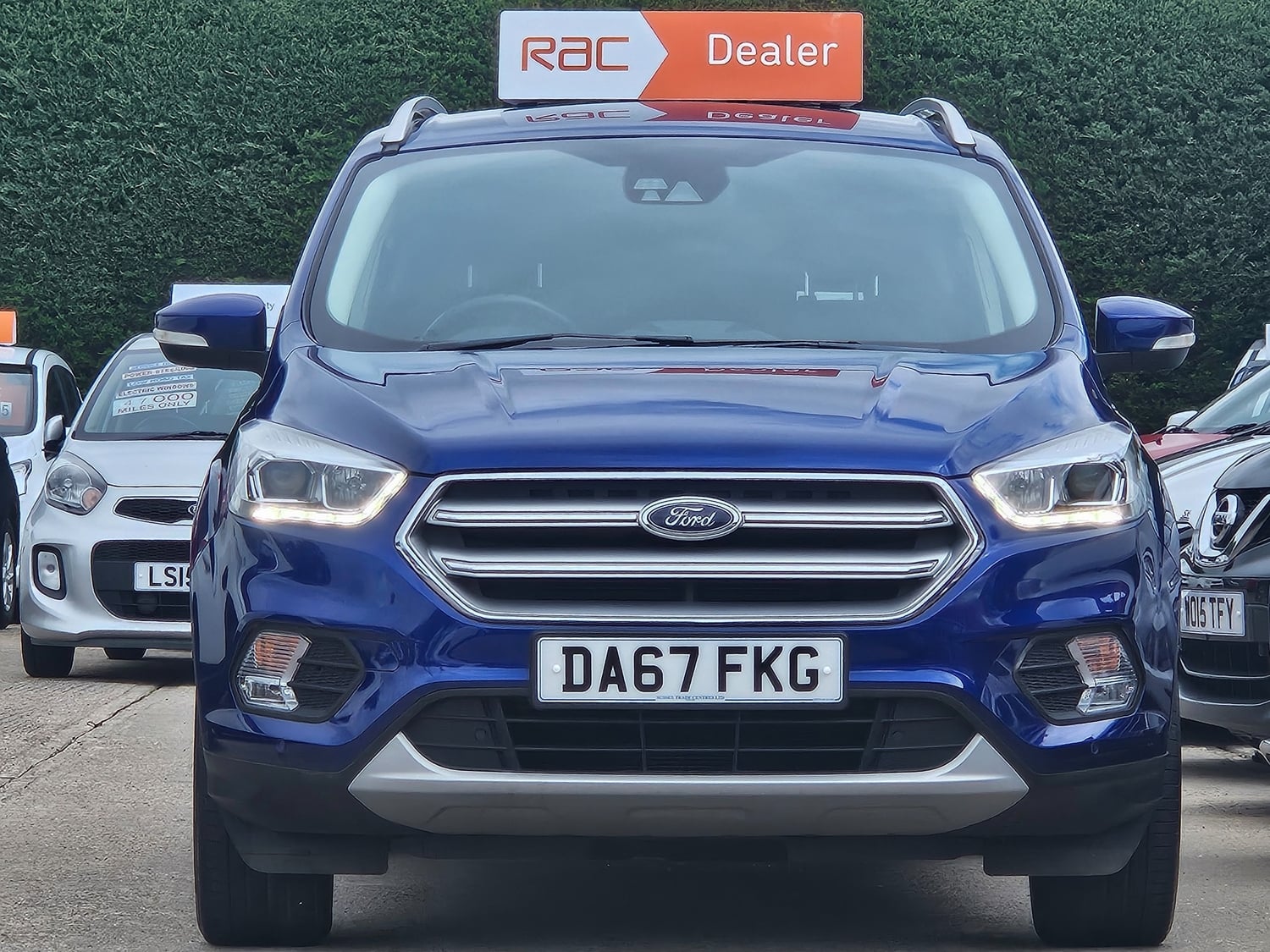 [ berth ]Ford Kuga