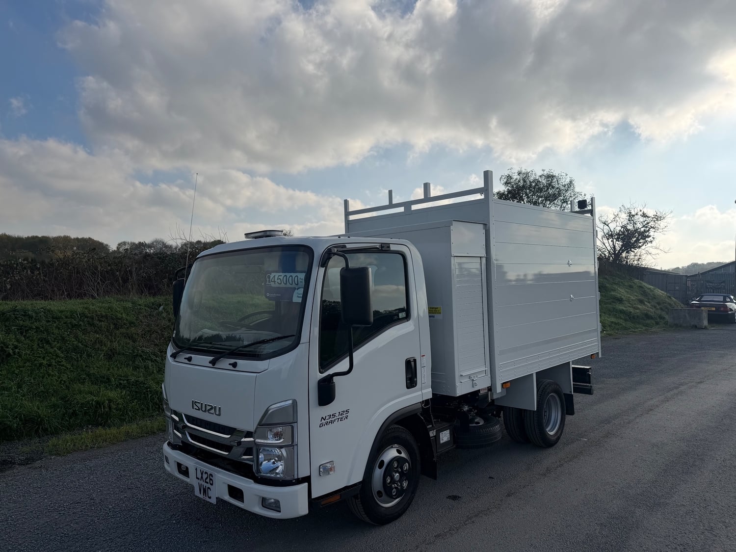 Isuzu Grafter 2026 - Vans & Commercial Vehicles