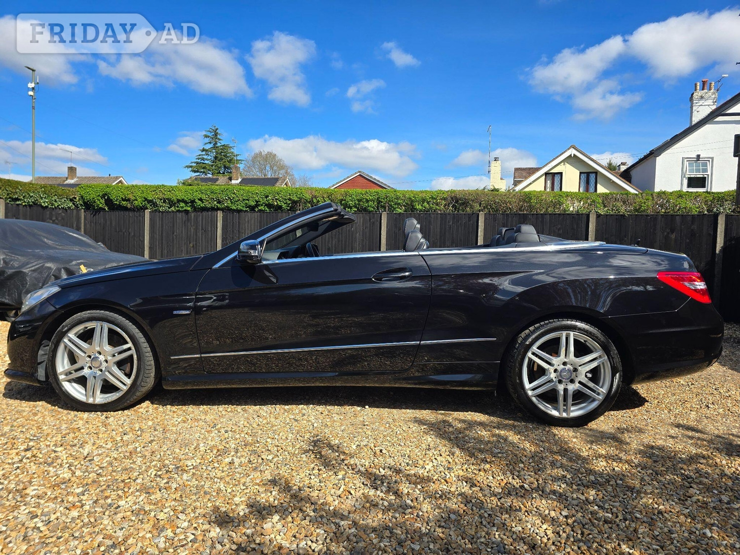 [ berth ]Mercedes-Benz E Class
