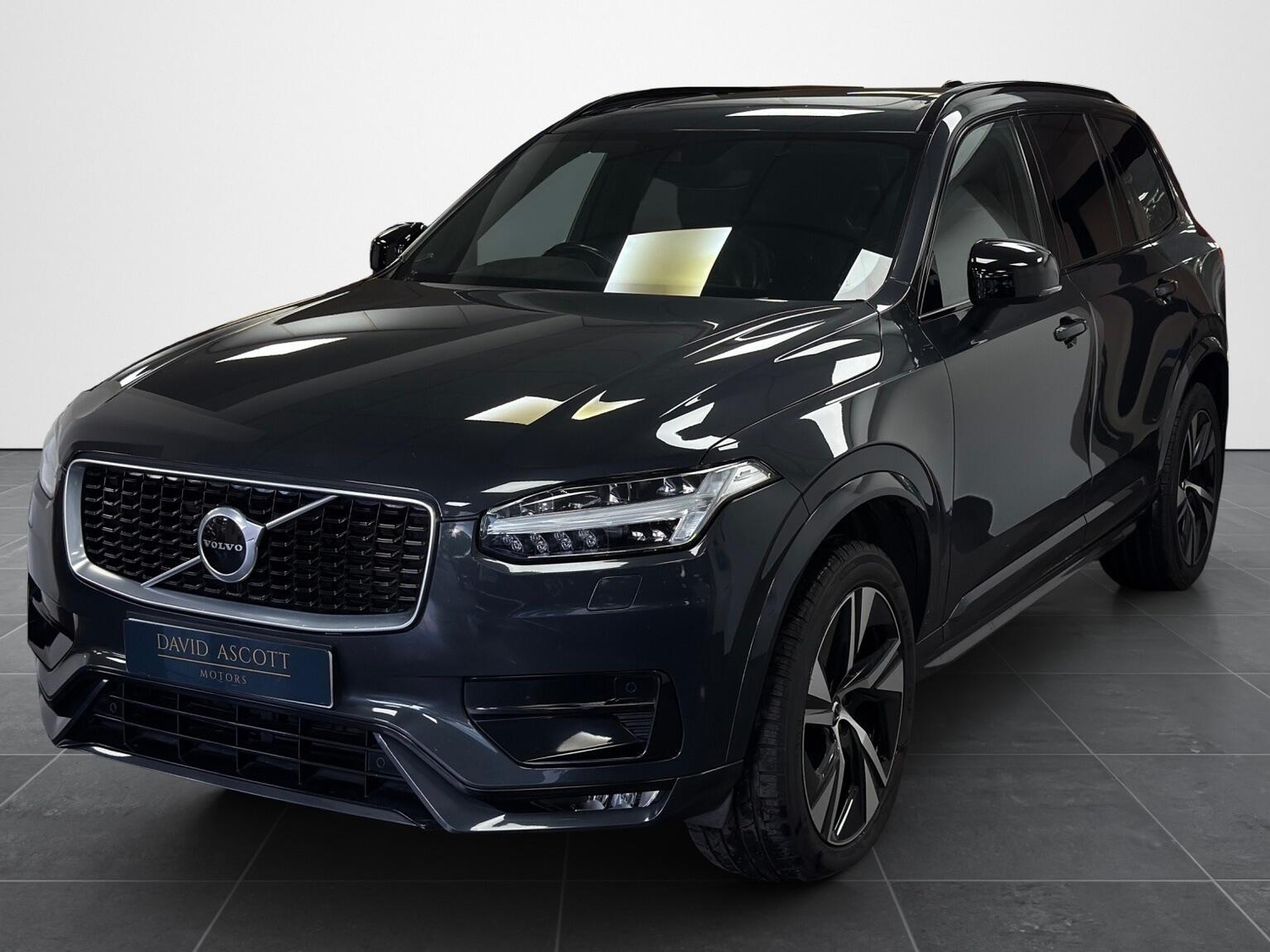 Volvo XC90 2019 - Cars in Ealing