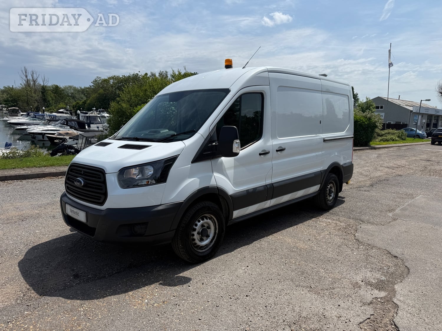 Ford Transit 2019 in Chertsey