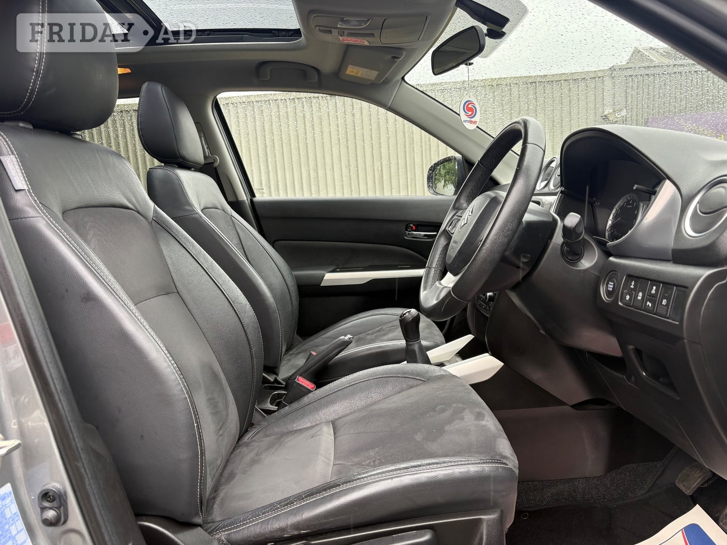 Suzuki Vitara 2018 - Cars in Airdrie