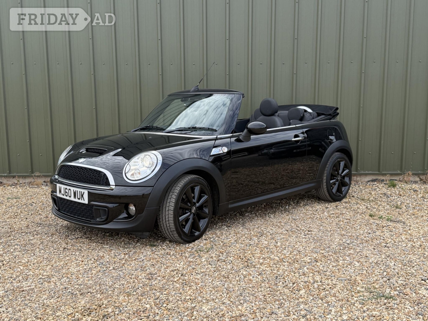 Mini Convertible 2010 - Cars