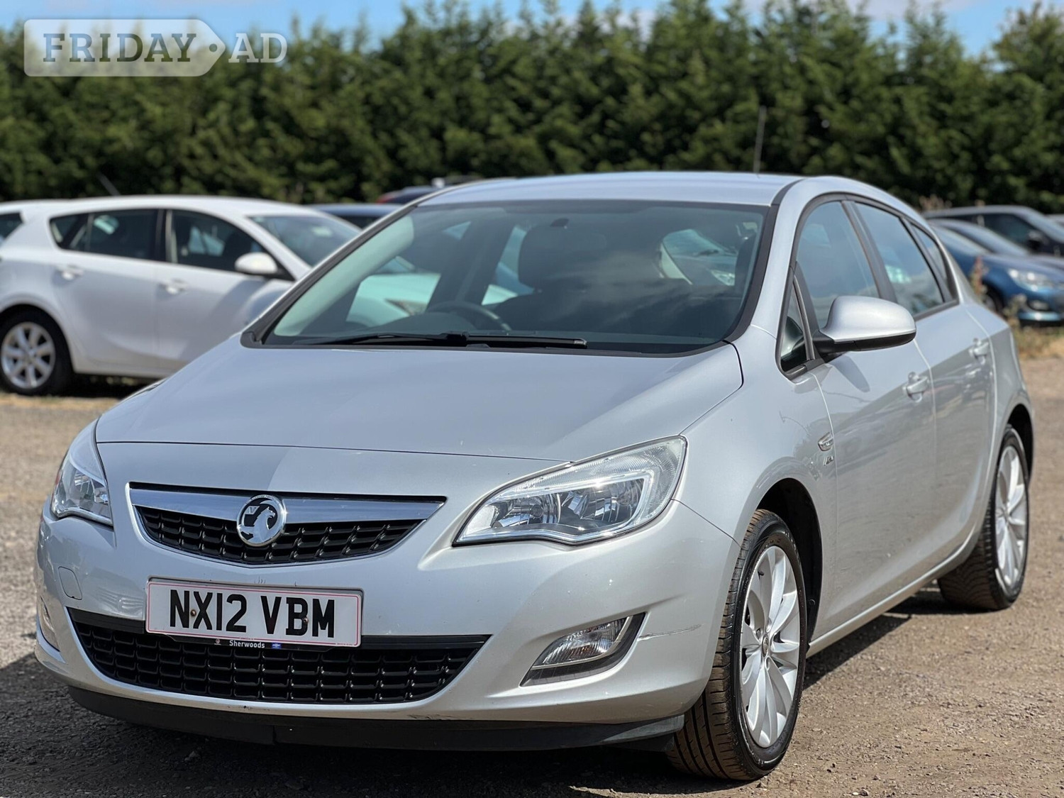 Vauxhall Astra 2012 - Cars
