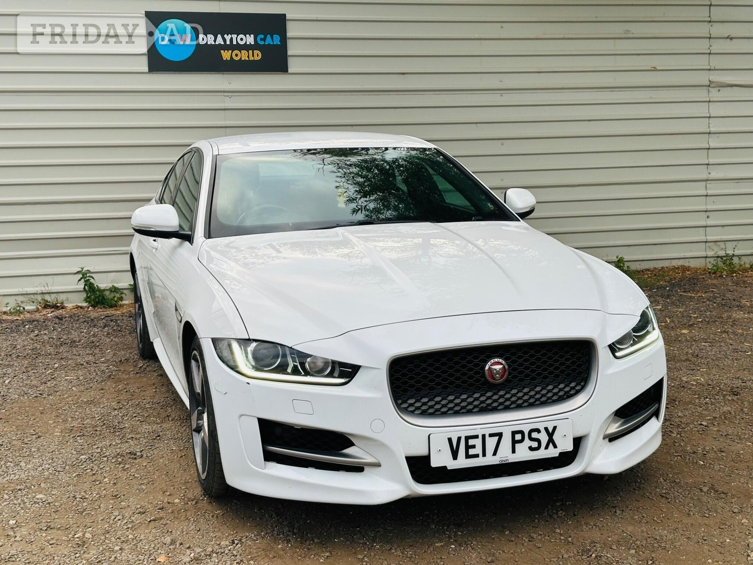Jaguar XE 2017 in Hillingdon