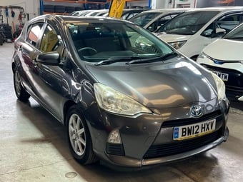 Toyota Aqua 2012