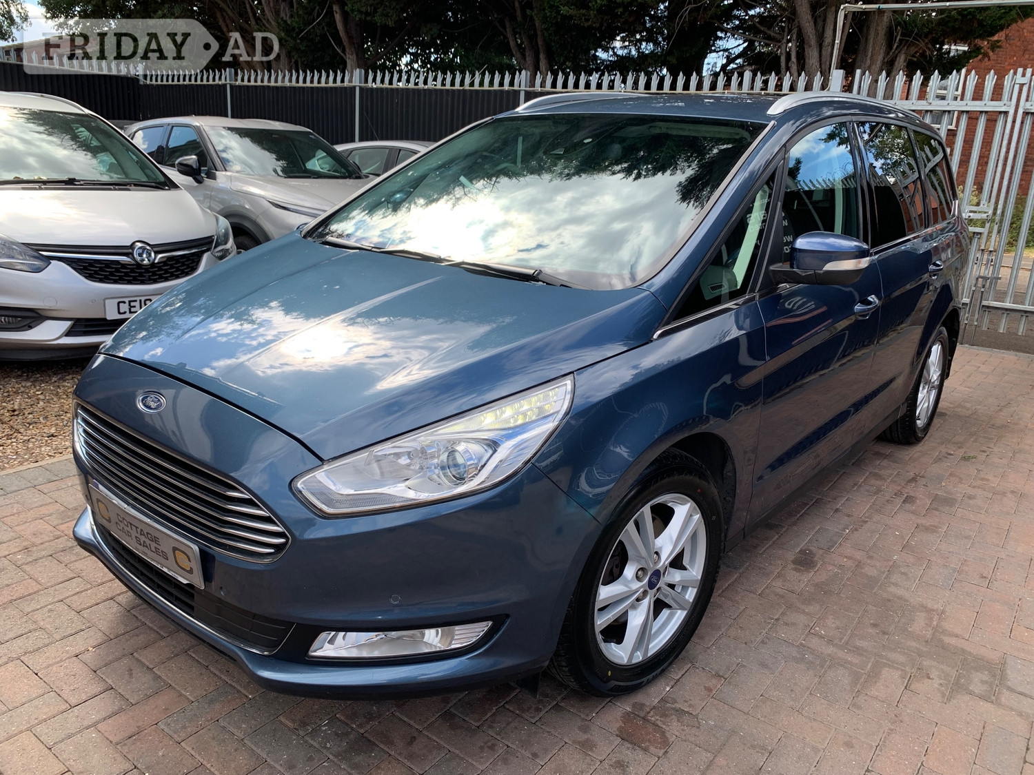 [ berth ]Ford Galaxy