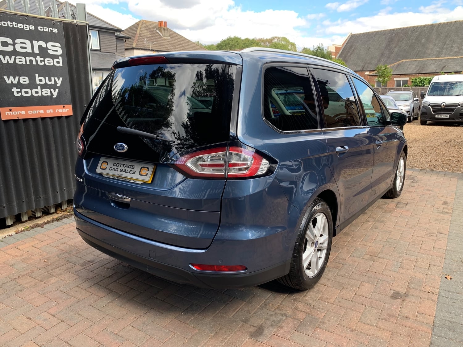 Ford Galaxy 2019 - Cars