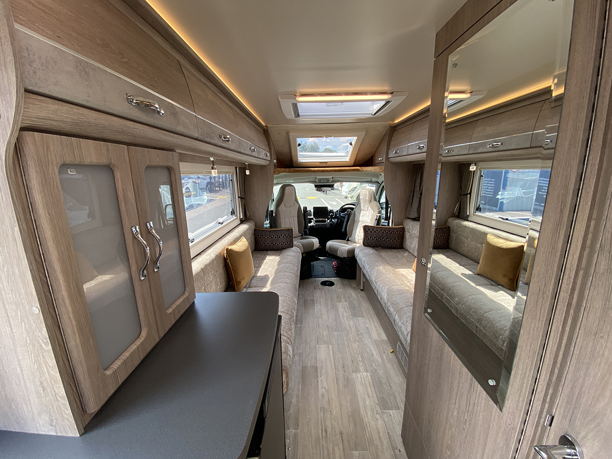 Auto-Sleepers Broadway EK TB LP 2026 for sale - Motorhomes & Caravans in Newark