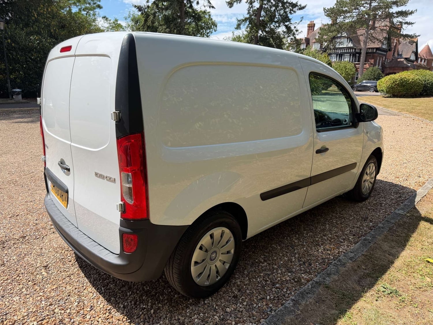 [ berth ]Mercedes-Benz Citan