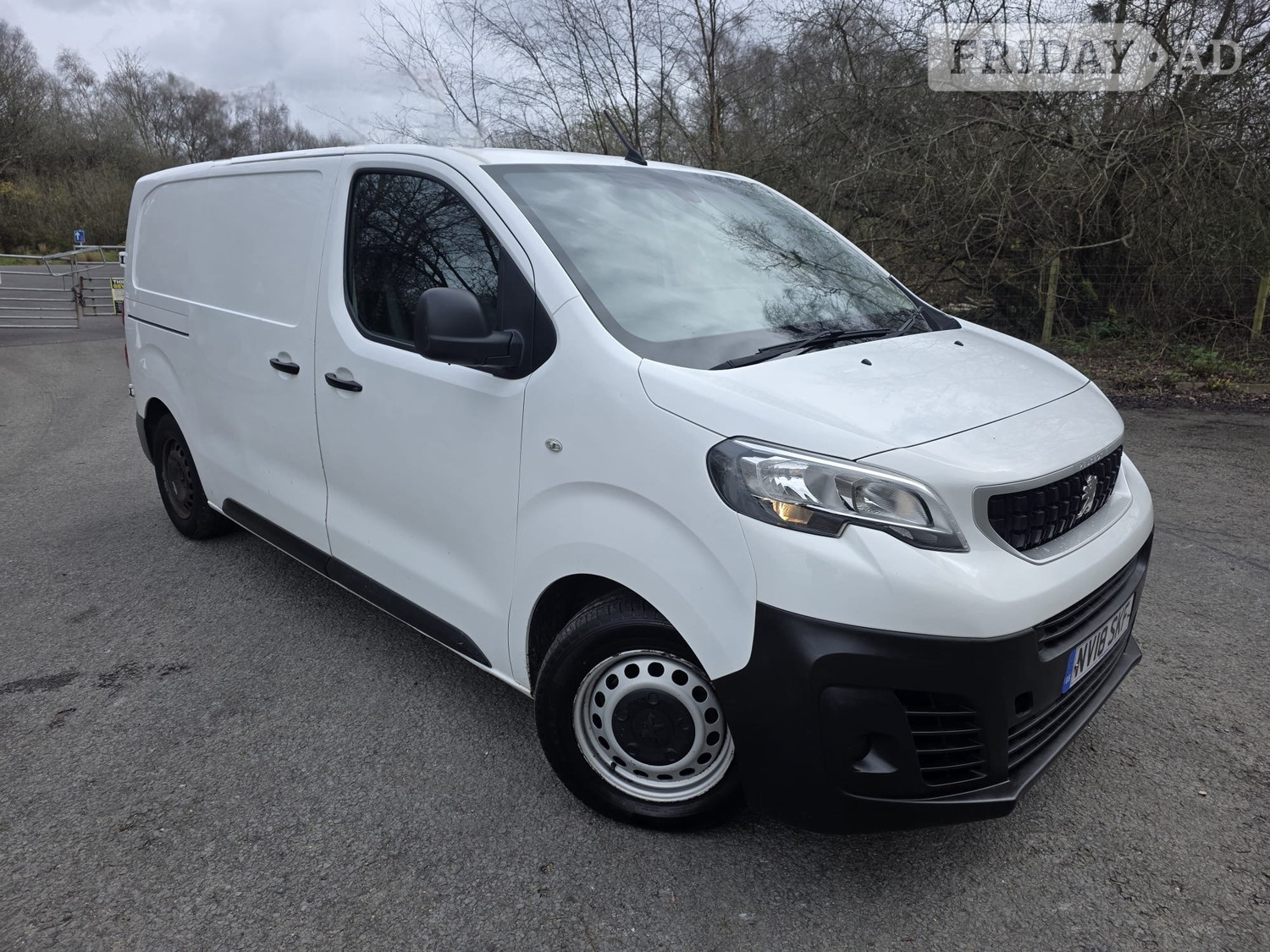 Peugeot Expert 2018 in Wimborne