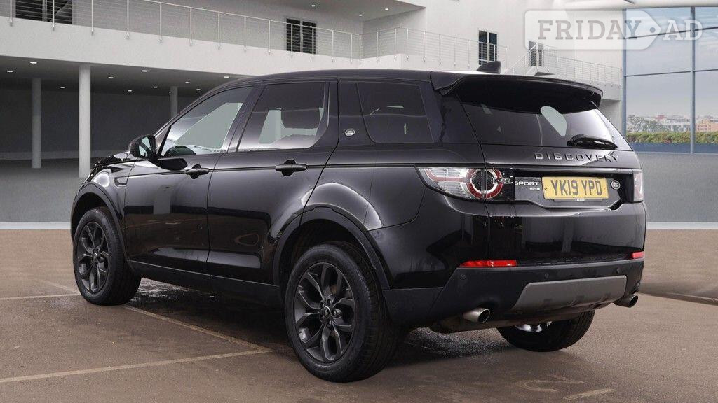 [ berth ]Land Rover Discovery Sport