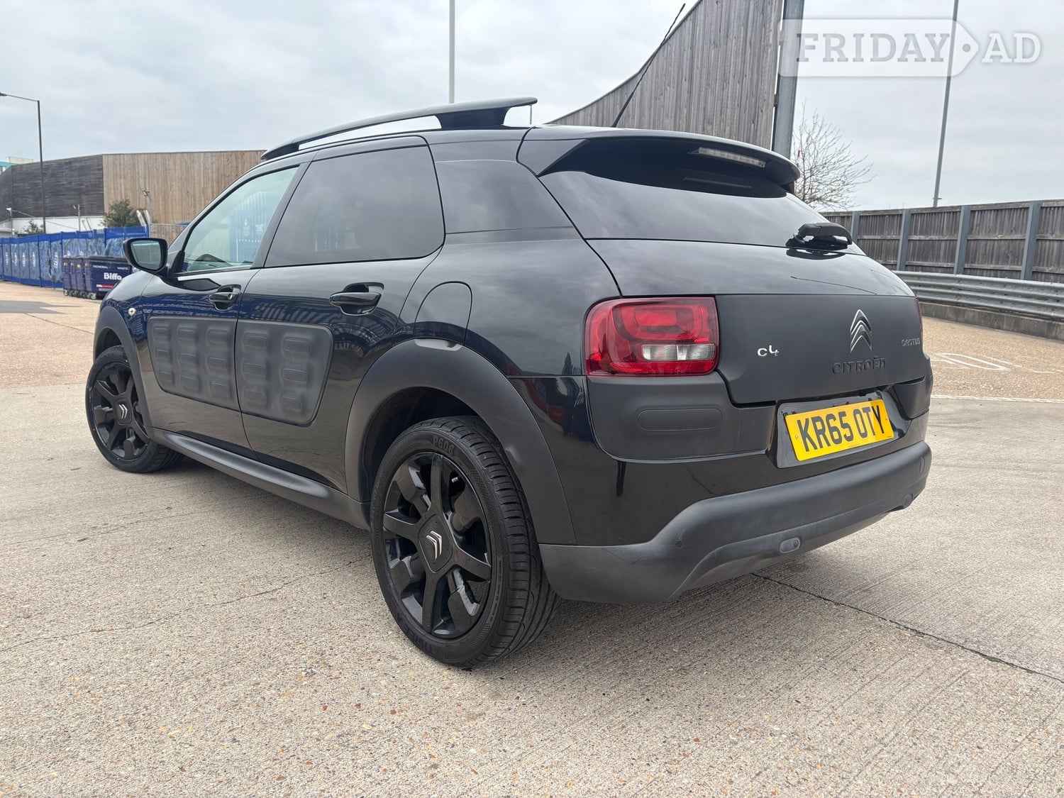 [ berth ]Citroen C4 Cactus