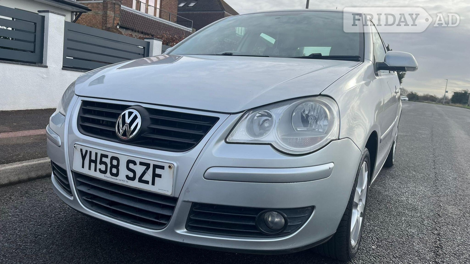 Volkswagen Polo 2008 - Cars