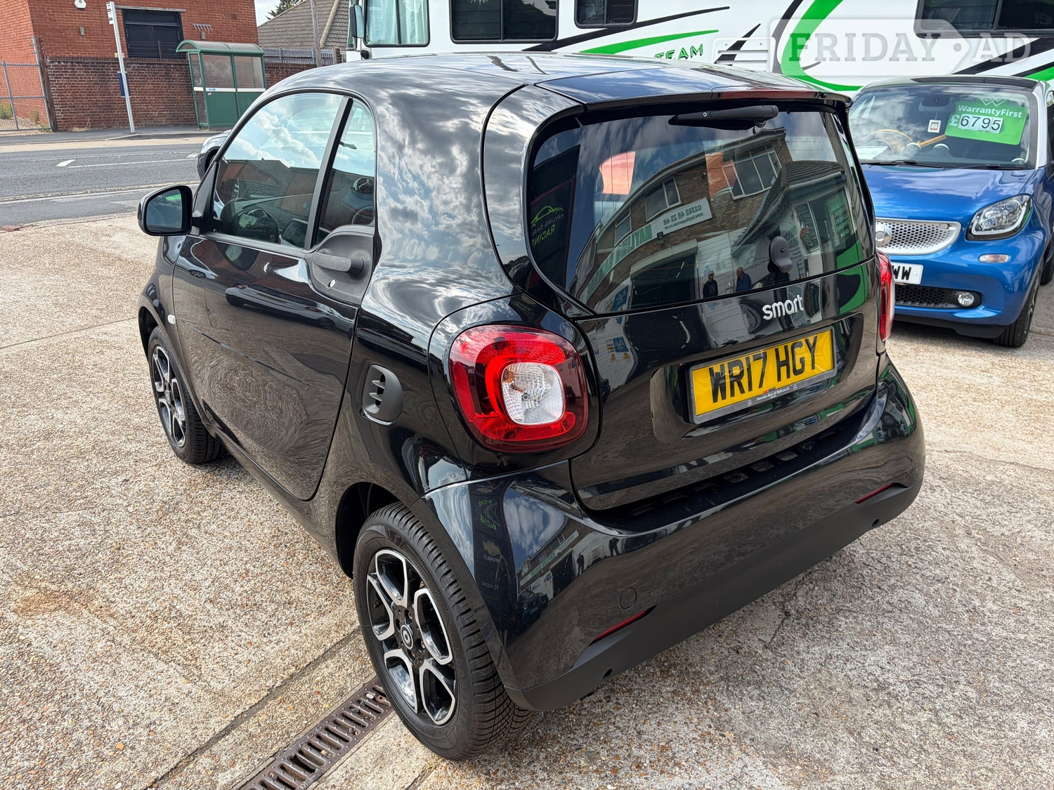 Smart ForTwo 2017 - Cars in Hayling Island