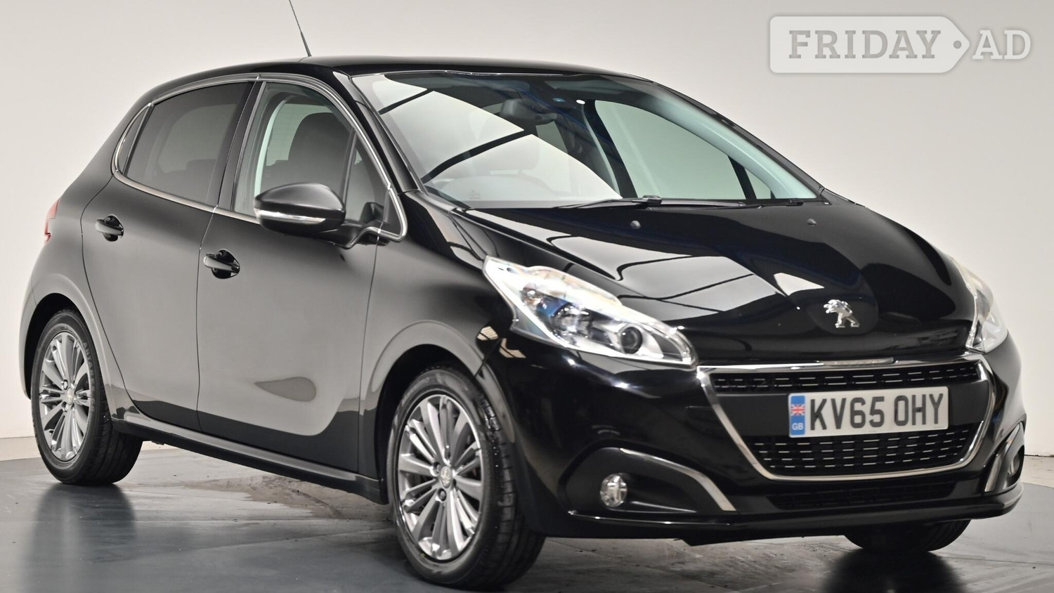 Peugeot 208 2015 in Cullompton
