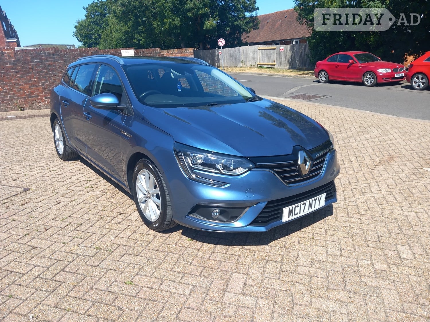 Renault Megane 2017 in Waterlooville