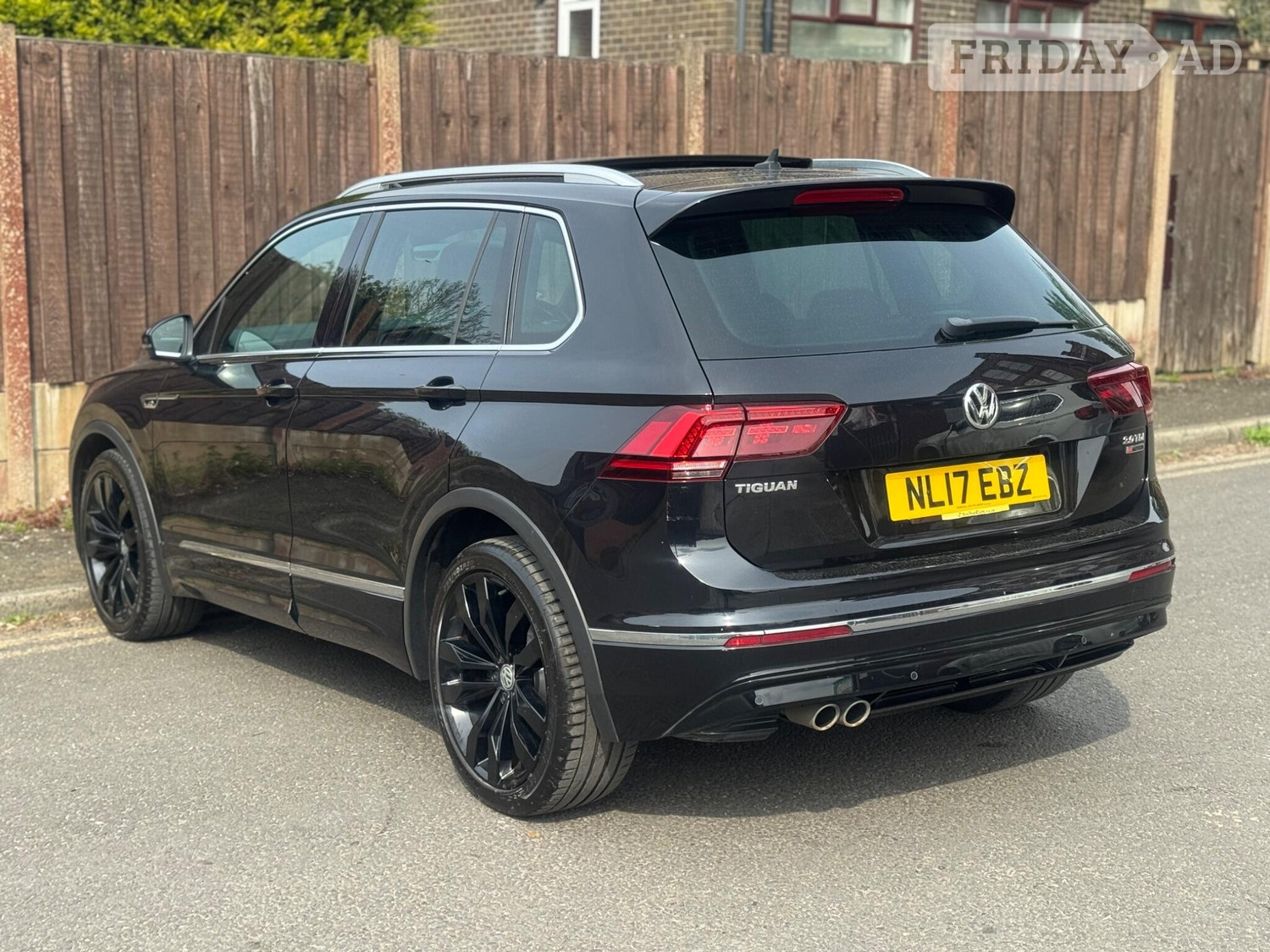 Volkswagen Tiguan 2017 - Cars