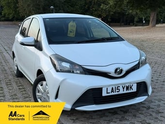 Toyota Vitz 2015
