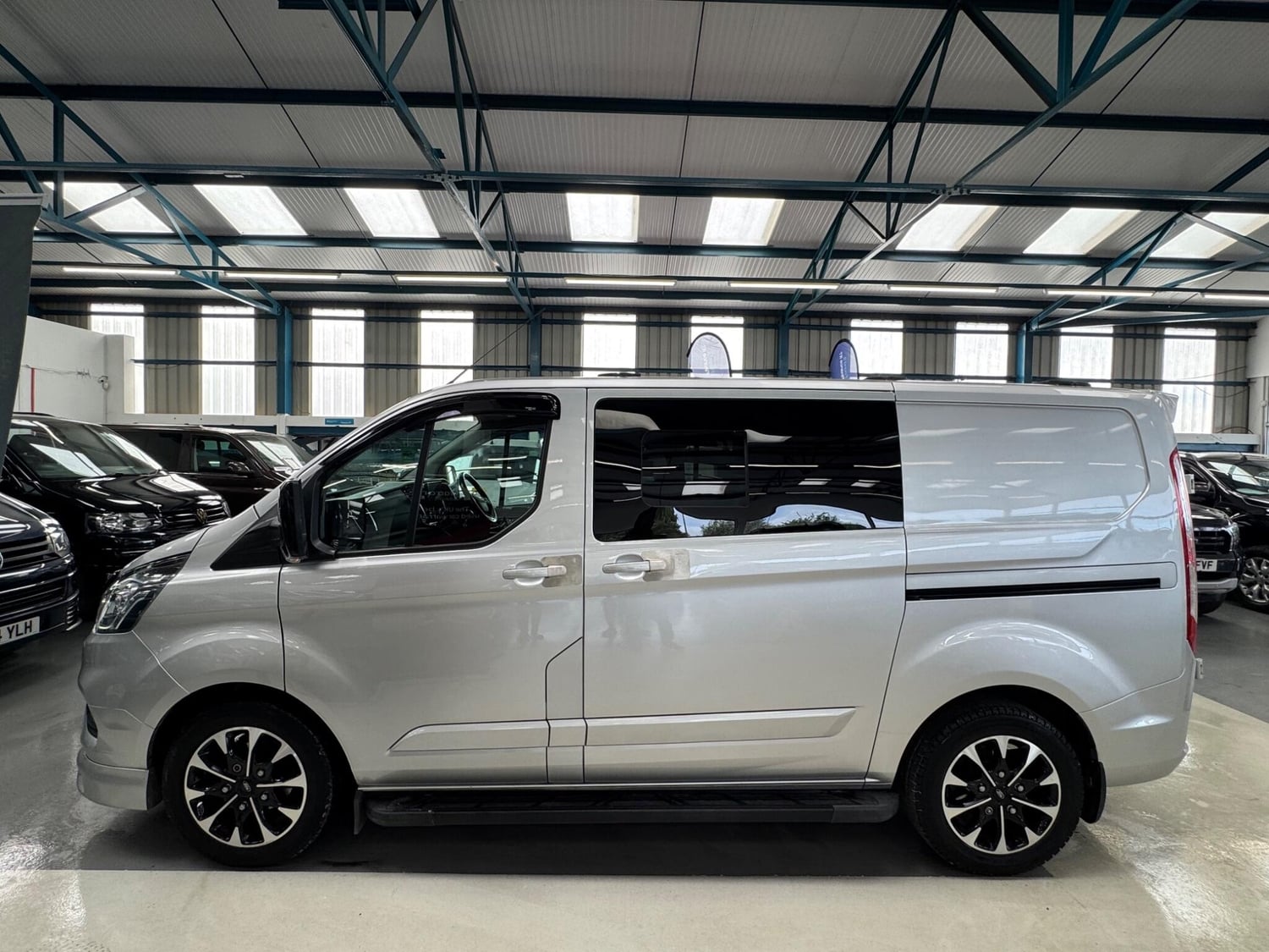 Ford Transit Custom 2018 - Vans & Commercial Vehicles